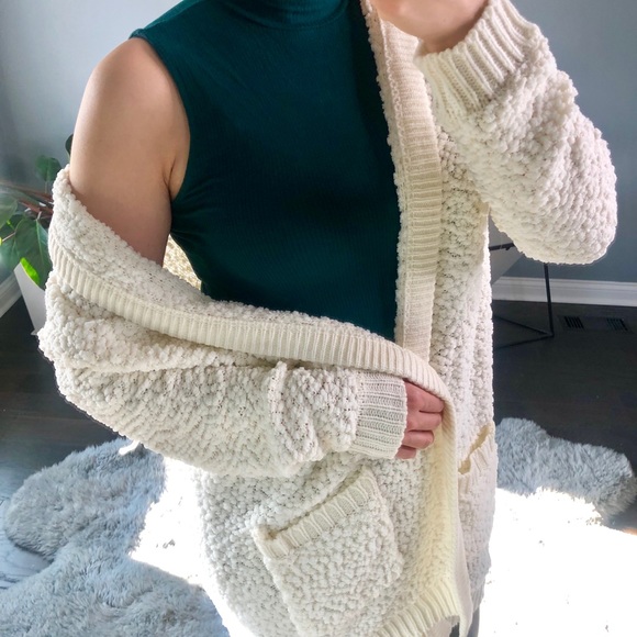 ◾️Bunny Popcorn Cardigan Vanilla White - Picture 5 of 7